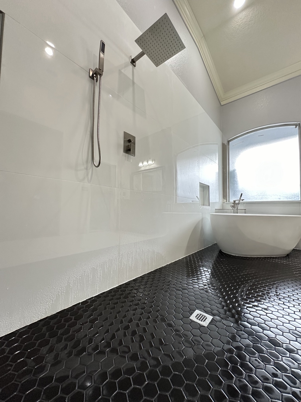 Bathroom remodeling with tiled shower